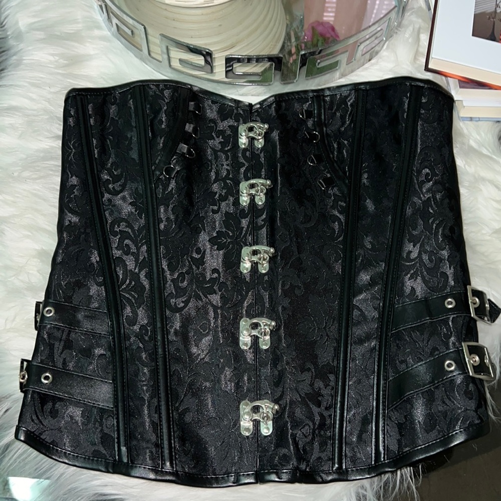 Women black corset. Size XXL